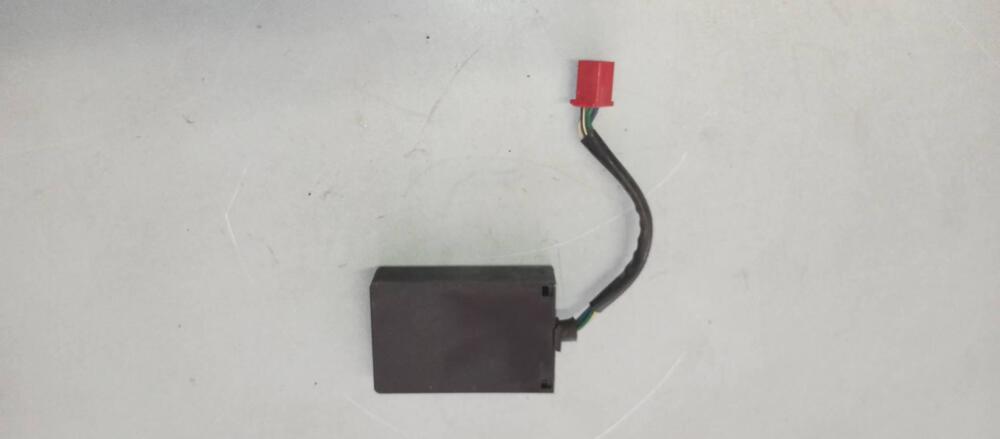 CENTRALINA HONDA VF750C RC07 (2)