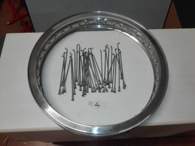 Cerchio Akront 18 pollici bordi alti