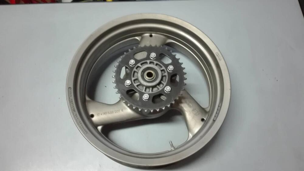 CERCHIO POST.DUCATI MONSTER 900 1996 (2)