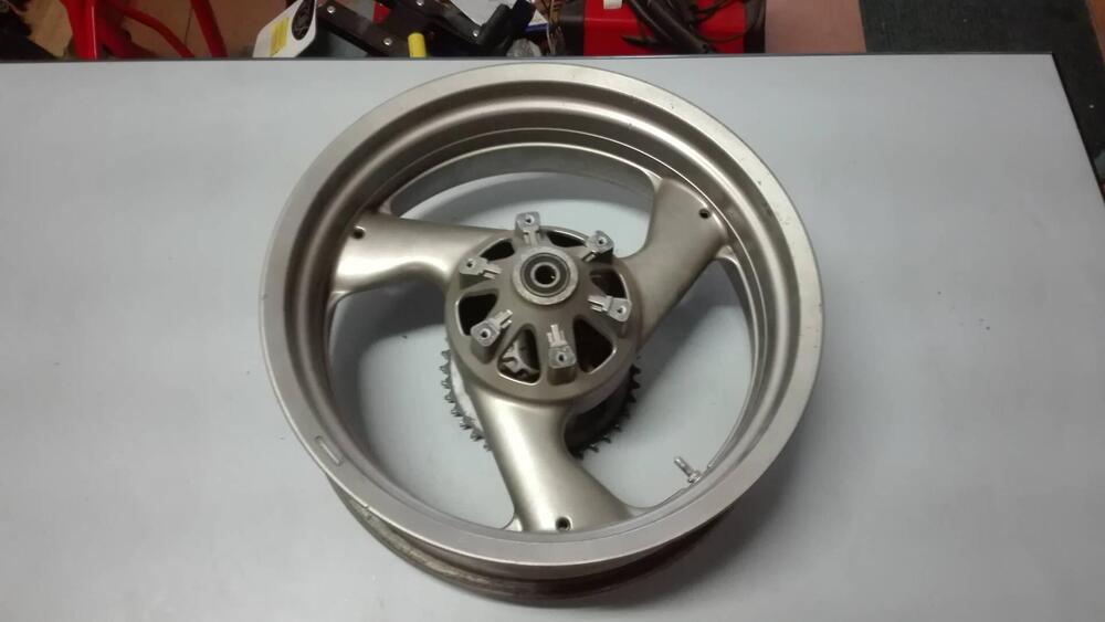 CERCHIO POST.DUCATI MONSTER 900 1996 (7)