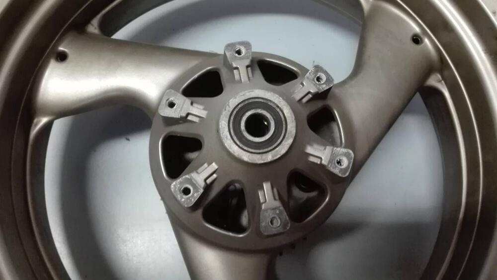 CERCHIO POST.DUCATI MONSTER 900 1996 (8)