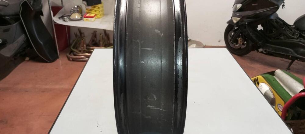 CERCHIO POSTERIORE SUZUKI GSX-R 600 SRAD (2)