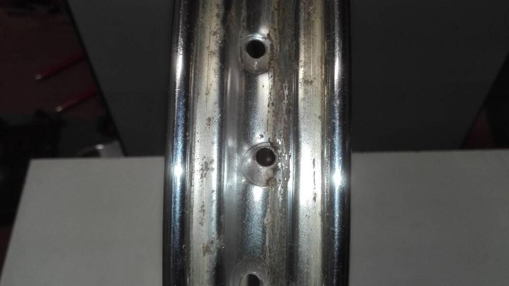 Cerchio Sanremo da 19 pollici (4)