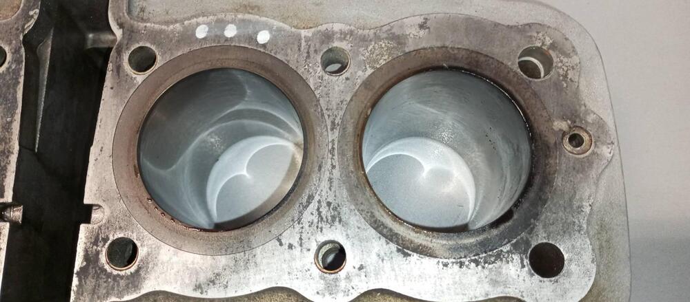 CILINDRI E PISTONI BENELLI 500 (5)