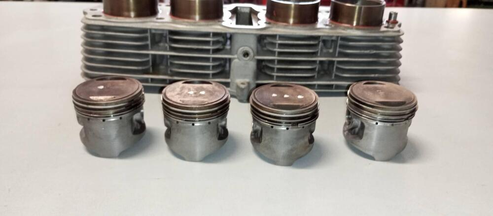 CILINDRI E PISTONI BENELLI 500 (8)