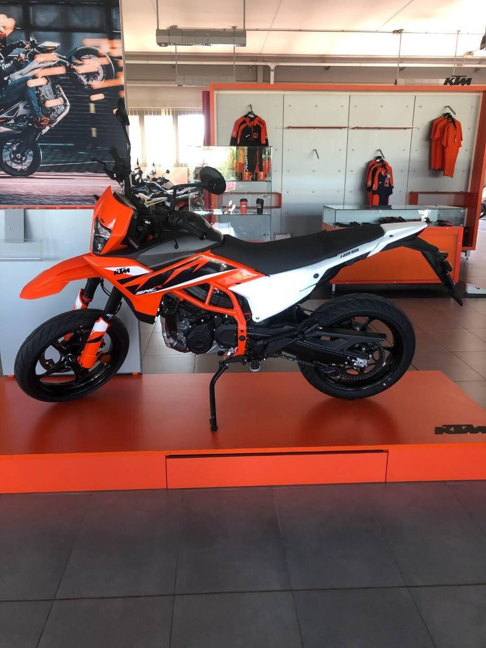 KTM 125 SMC R (2025 - 26)