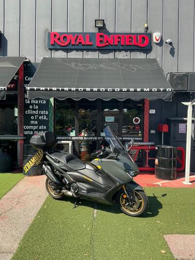 Yamaha T-Max 560 Tech Max (2021) usata