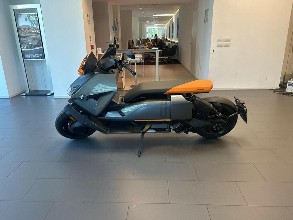 Bmw CE 04 (2021 - 25) (4)