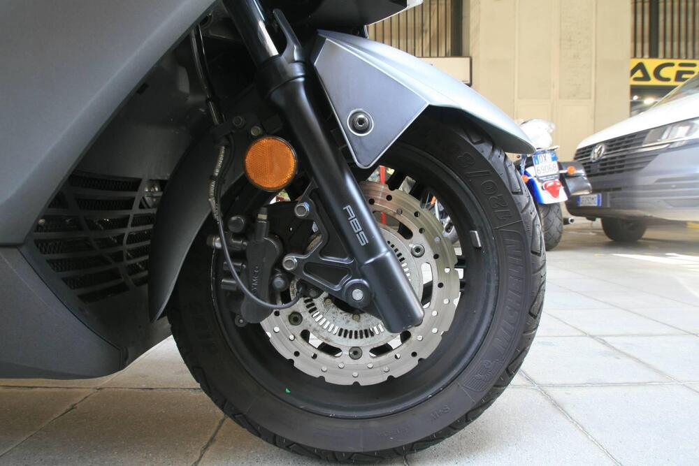 Kymco X-Town 300i ABS (2016 - 20) (3)