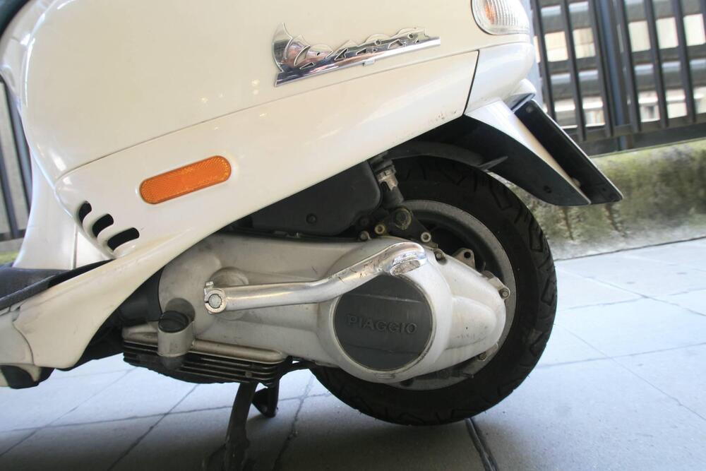 Vespa 125 ET4 (1996 - 01) (7)