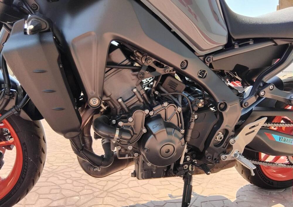 Yamaha MT-09 (2021 - 23) (8)
