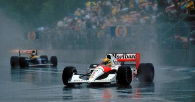 F1 sul bagnato: perch&eacute; oggi la visibilit&agrave; e le vetture impediscono gare come ai tempi di Senna e Schumacher