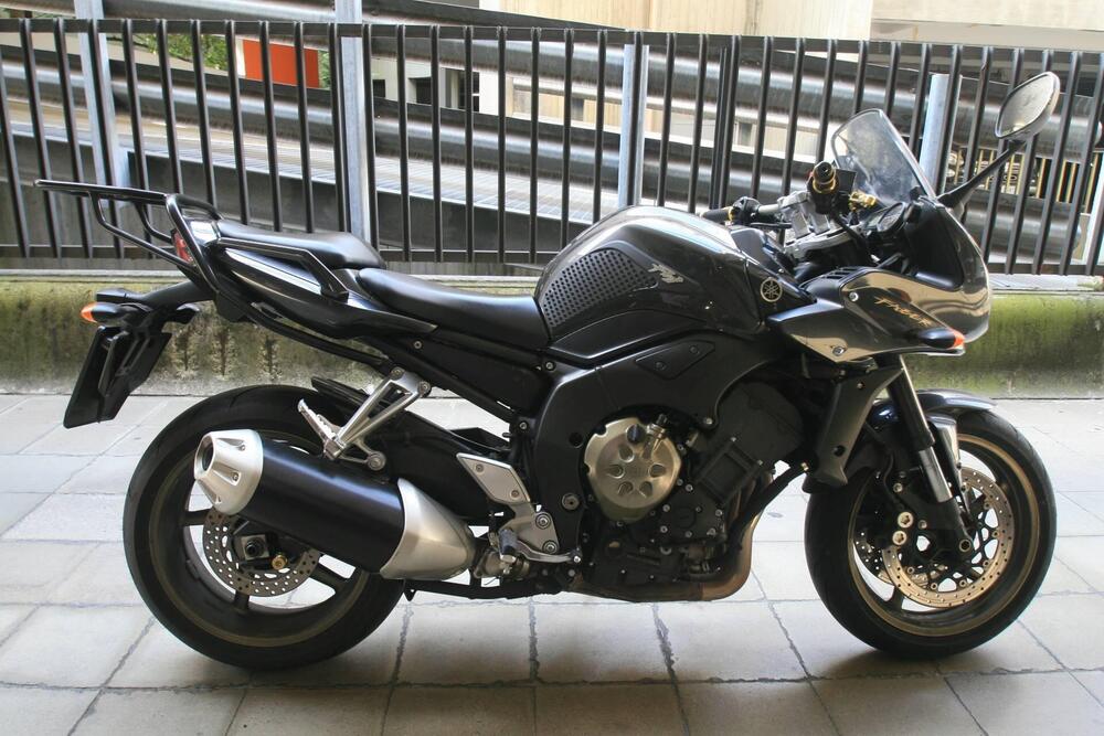 Yamaha FZ1 Fazer (2006 - 16)