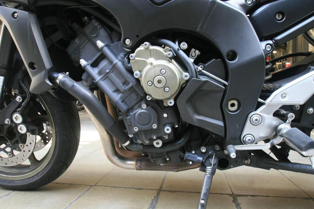Yamaha FZ1 Fazer (2006 - 16) (8)