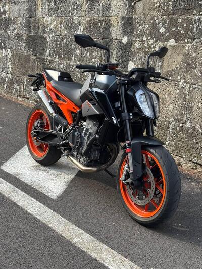 KTM 890 Duke GP (2022 - 23) usata