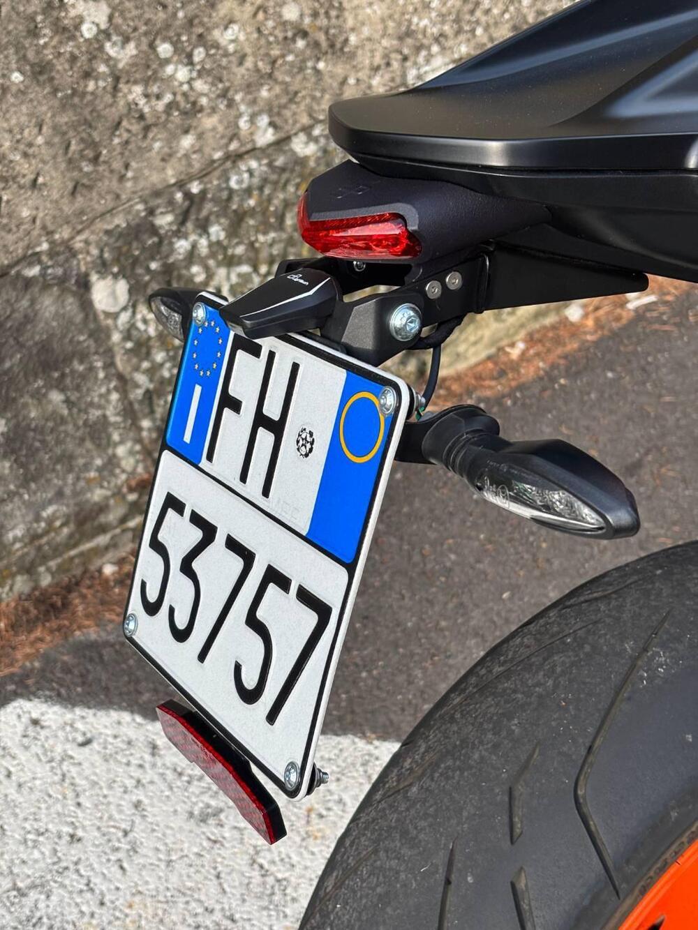 KTM 890 Duke GP (2022 - 23) (6)