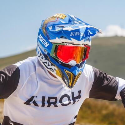 AIROH Aviator III 6DAYS Italia 2025