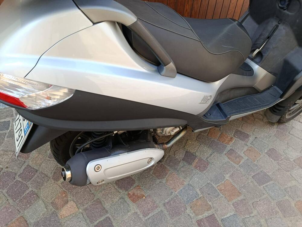 Piaggio MP3 250 i.e. (2)