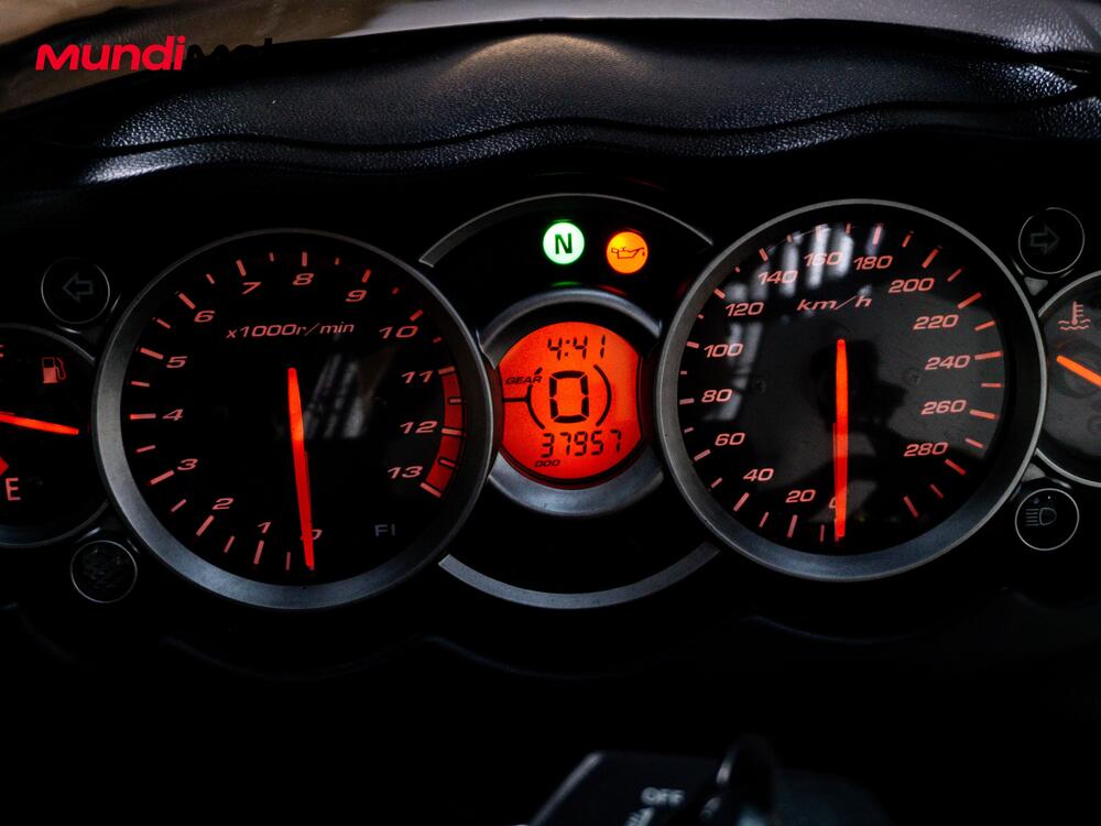 Suzuki GSX 1300 R Hayabusa (2025) (10)