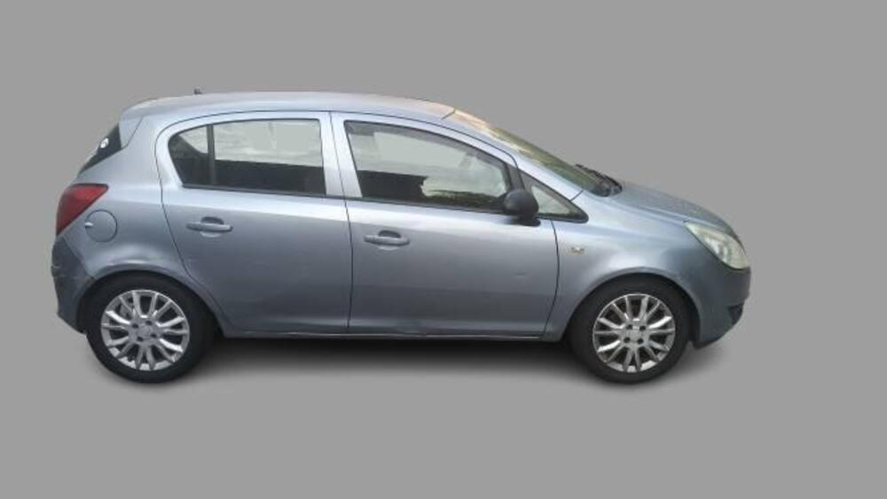 Opel Corsa usata a Napoli (3)
