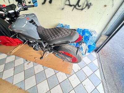 Yamaha MT-09 (2021 - 23) usata