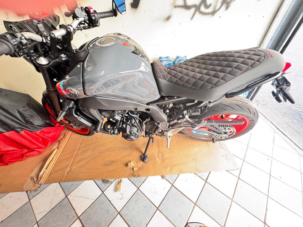 Yamaha MT-09 (2021 - 23) (8)