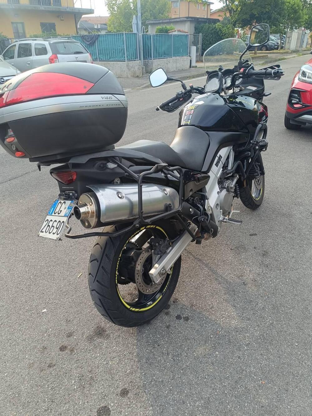 Suzuki V-Strom 650DL (2004 - 06) (6)