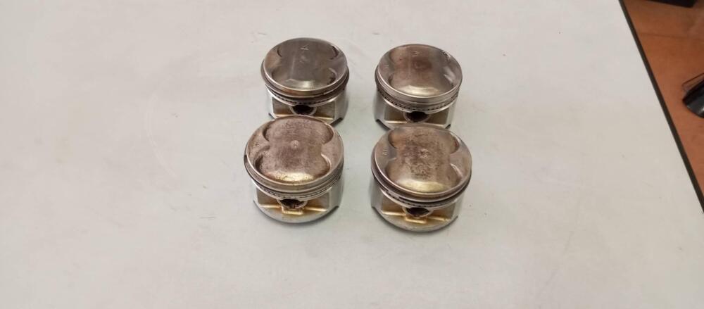 CILINDRI + PISTONI HONDA VF750C RC07 (16)