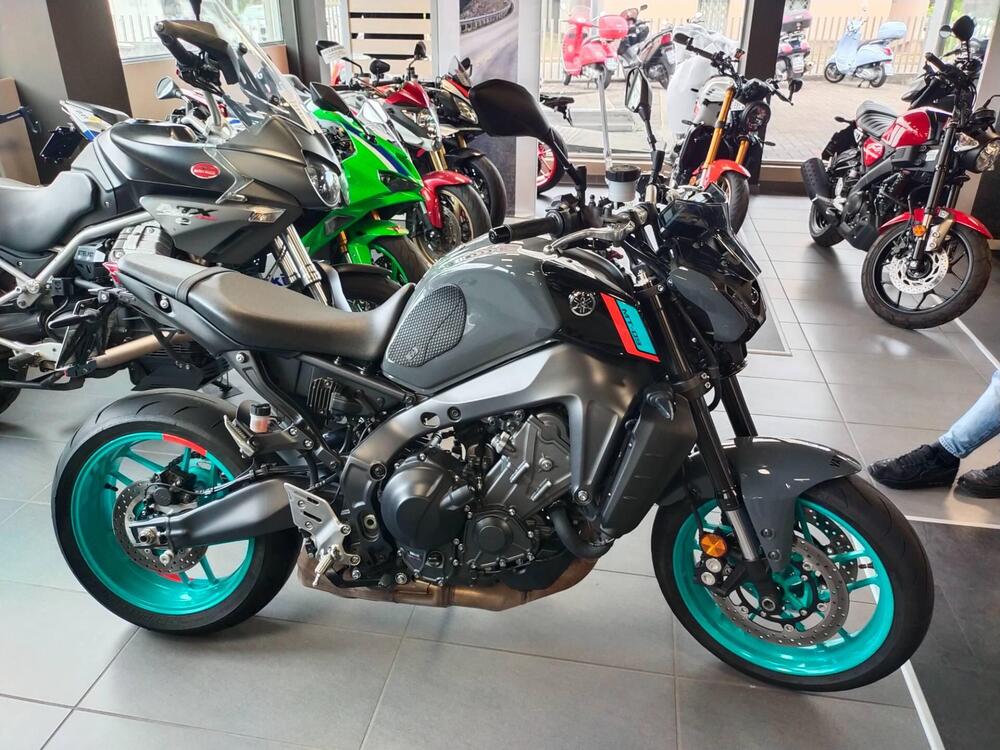 Yamaha MT-09 (2021 - 23) (7)