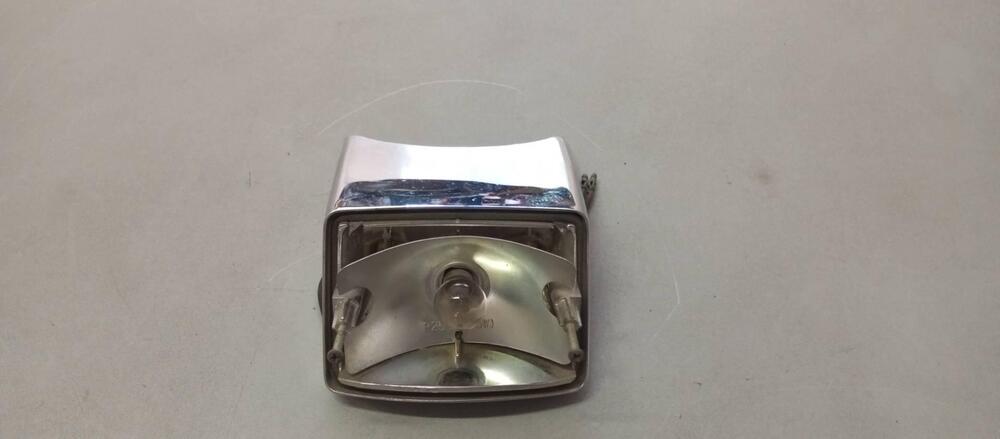 FARO POSTERIORE HONDA VF750C RC07