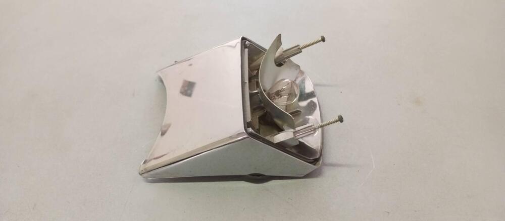 FARO POSTERIORE HONDA VF750C RC07 (4)