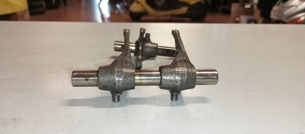 FORCHETTE CAMBIO HONDA CX500 TURBO (4)