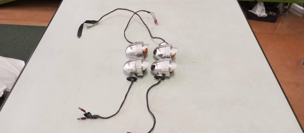 N° 4 FRECCE PER MOTO CUSTOM (4)