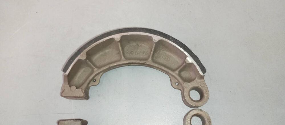 GANASCE POSTERIORE HONDA VF750C RC07 (6)