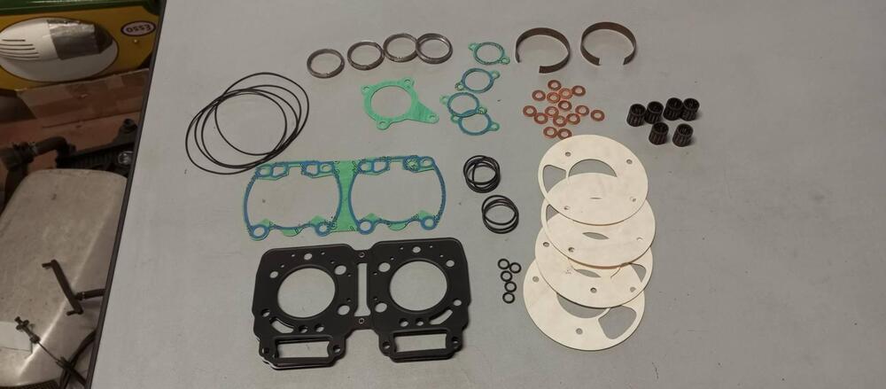 GUARNIZIONI SUZUKI RG 500