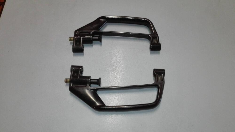 MANIGLIA PASSEGGERO DUCATI 888 (3)