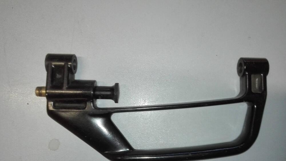 MANIGLIA PASSEGGERO DUCATI 888 (7)