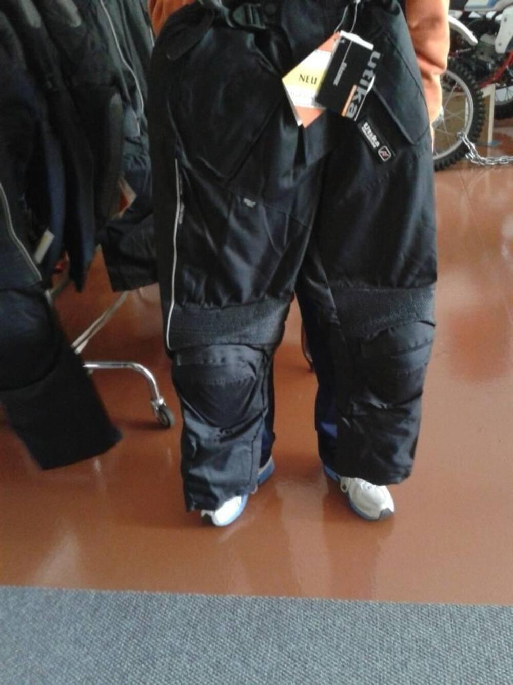 Pantaloni Utika in tessuto (2)