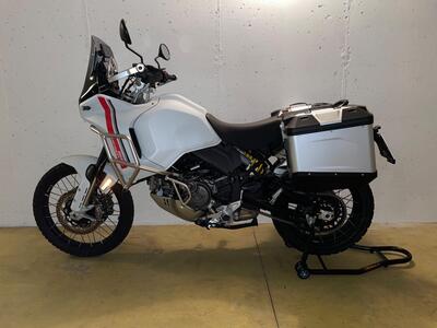 Ducati DesertX (2022 - 25) usata