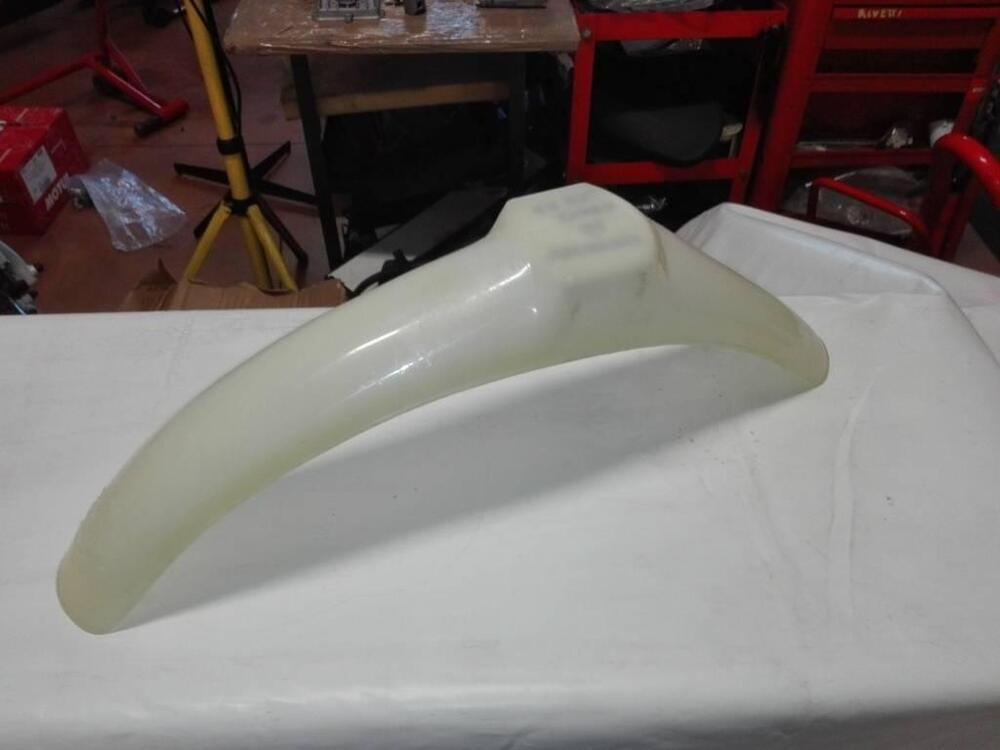 Parafango Flying anteriore traslucido CIENNE