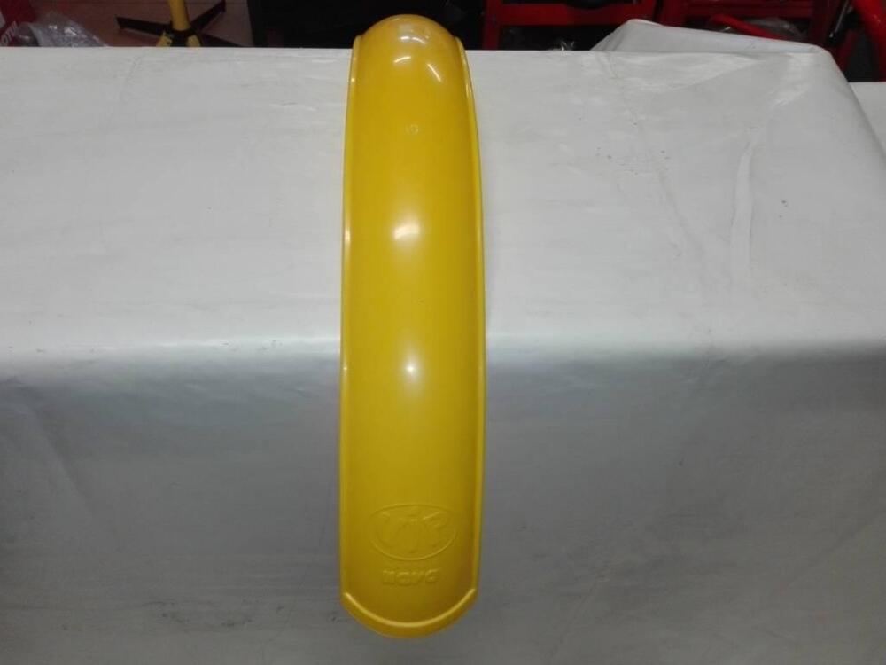 Parafango Nava mod Vip anteriore giallo (4)