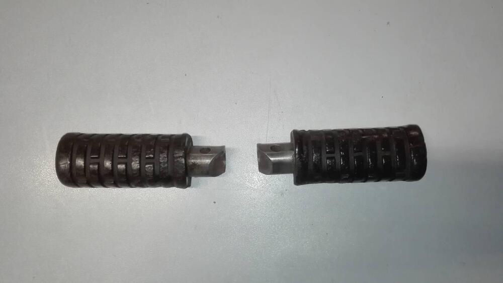 PEDANE PILOTA KAWASAKI 500 H1 MACH3