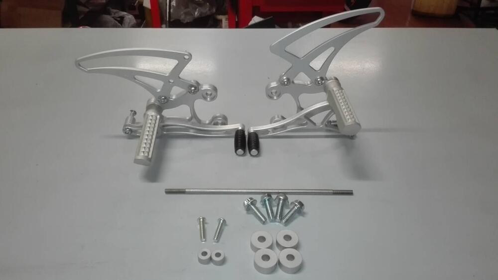 Pedane Sport per SUZUKI GSX-R 600-750 dal 04 al 05 Euro Racing