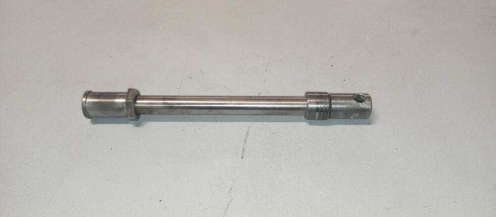 PERNO RUOTA HONDA CB 500 FOUR