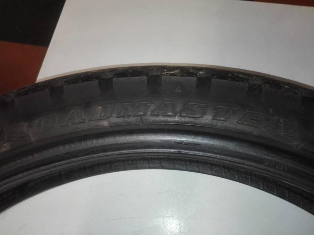 Pneumatico Dunlop anteriore 19 pollici (4)