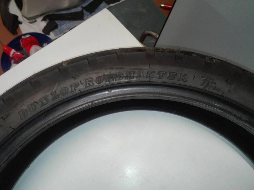 Pneumatico Dunlop posteriore 18 pollici (2)