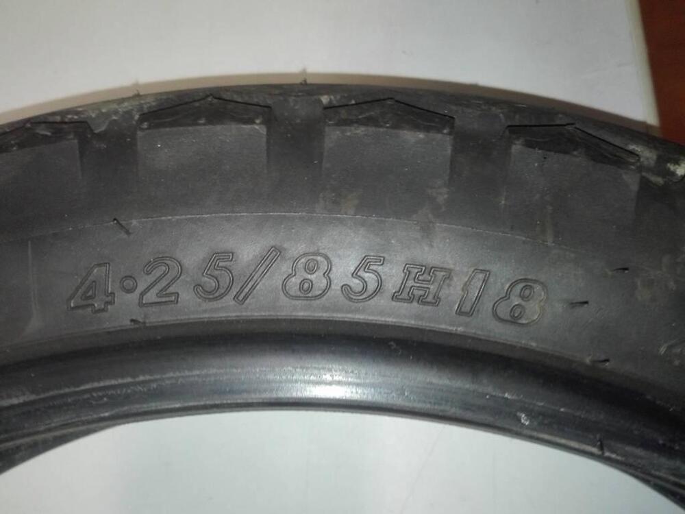 Pneumatico Dunlop posteriore 18 pollici (3)