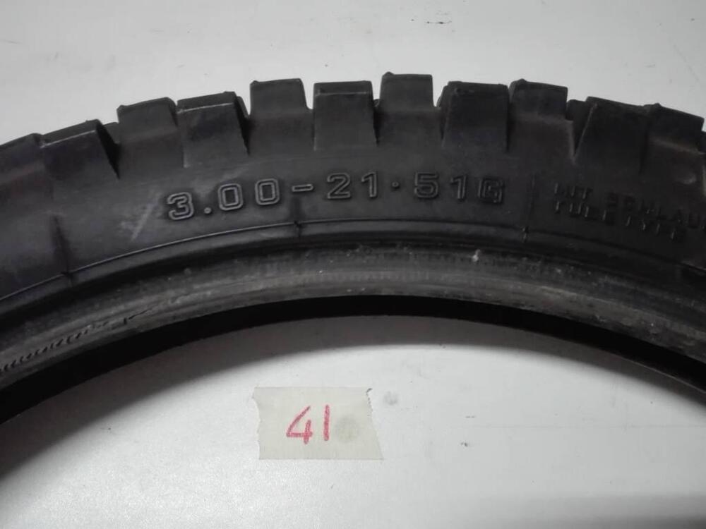 Pneumatico Metzeler 21 pollici (4)