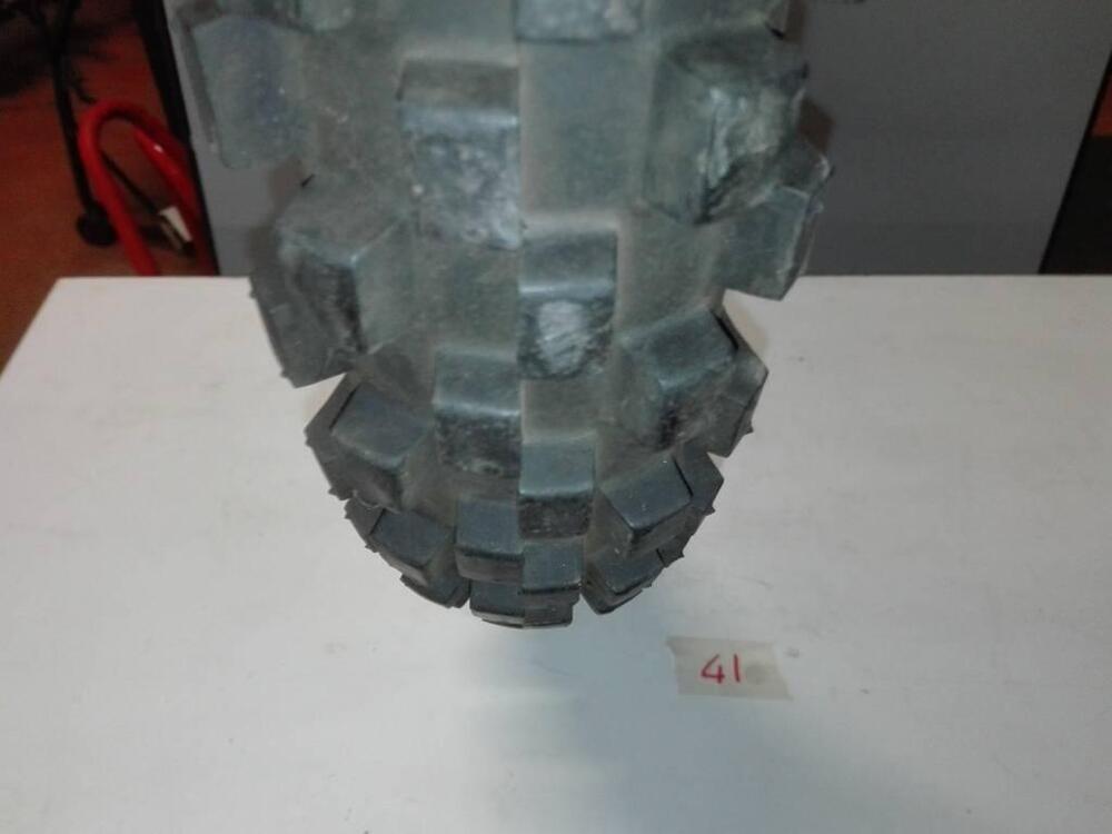 Pneumatico Metzeler 21 pollici (5)