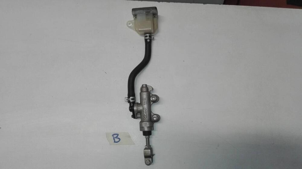 Pompa freno posteriore Suzuki Bandit (2)